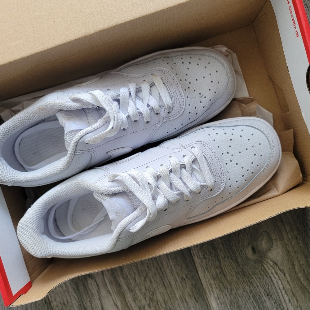 SALE Nike A1s